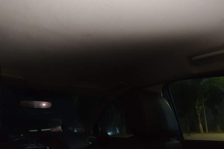 Used Ford Focus 2013 Sedan Classic 1.8L Automatic Base Model Headliner