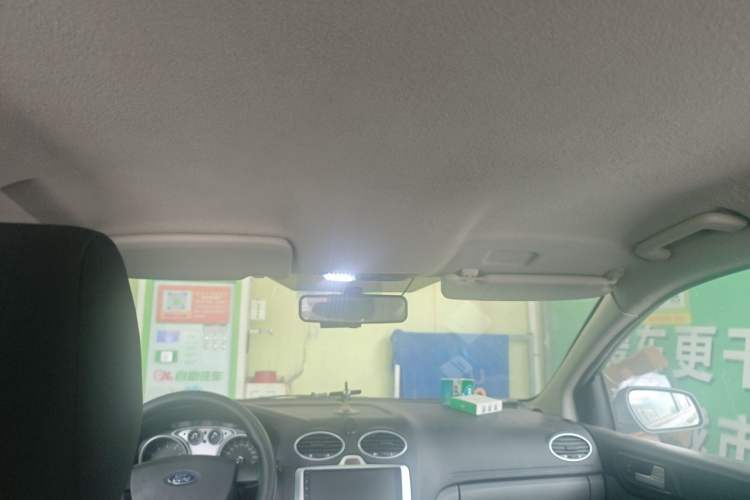 Used Ford Focus 2013 Hatchback Classic 1.8L Manual Base Model Headliner