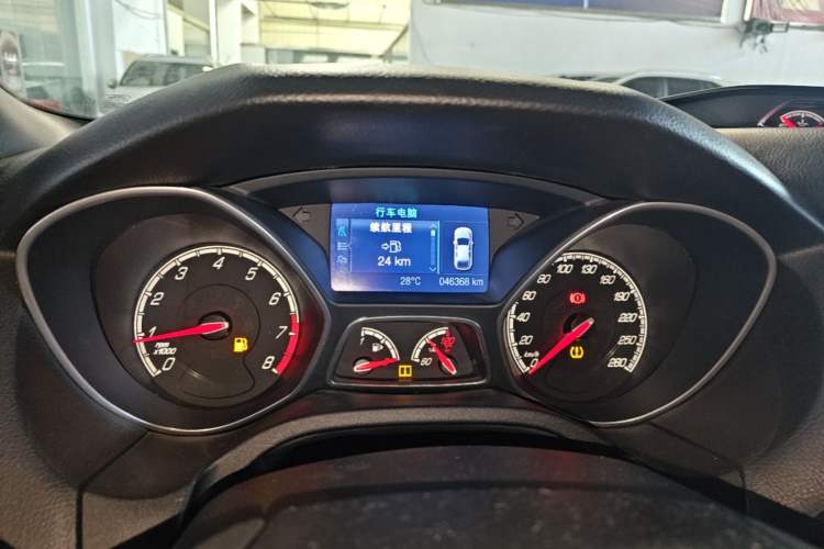 Used Ford Focus 2013 2.0T ST Standard Edition Instrument Cluster