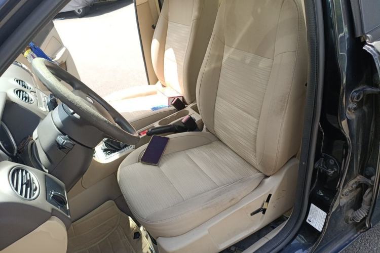 Used Ford Focus 2013 Sedan Classic 1.8L Manual Base Model Left Front Seat