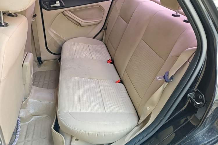 Used Ford Focus 2013 Sedan Classic 1.8L Automatic Millionth Anniversary Edition Left Rear Seat
