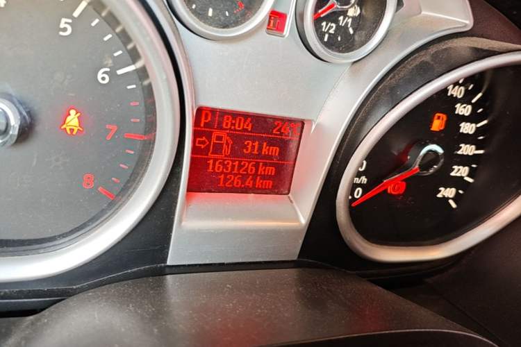 Used Ford Focus 2013 Sedan Classic 1.8L Automatic Millionth Anniversary Edition Odometer Close Up