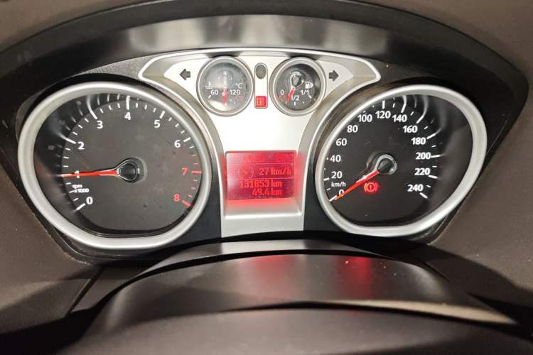 Used Ford Focus 2013 Sedan Classic 1.8L Automatic Base Model Odometer Close Up