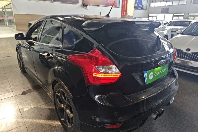 Used Ford Focus 2013 2.0T ST Standard Edition Rear Left 45 Deg