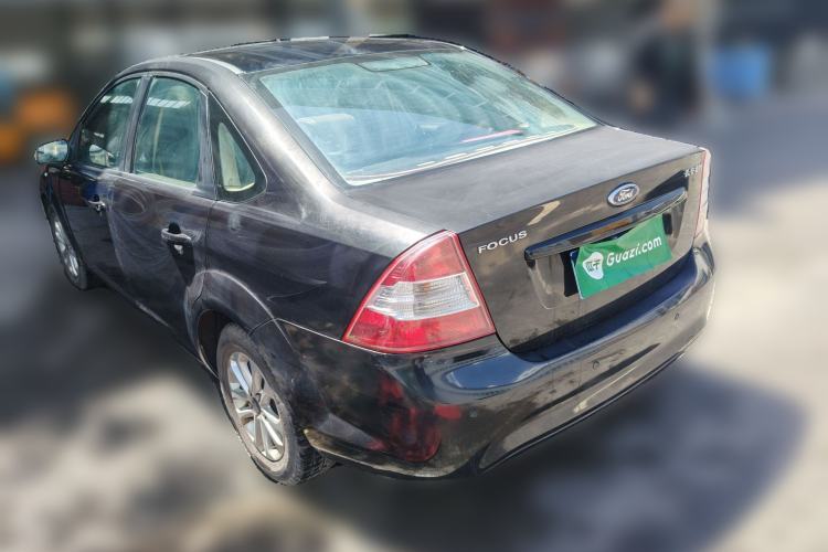 Used Ford Focus 2013 Sedan Classic 1.8L Manual Base Model Rear Left 45 Deg
