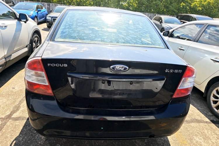 Used Ford Focus 2013 Sedan Classic 1.8L Automatic Fashion Edition Rear