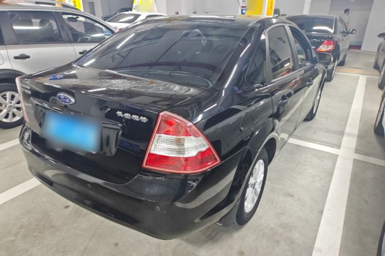 Used Ford Focus 2013 Sedan Classic 1.8L Automatic Base Model Rear Right 45 Deg