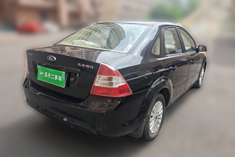 Used Ford Focus 2013 Sedan Classic 1.8L Automatic Fashion Edition Rear Right 45 Deg