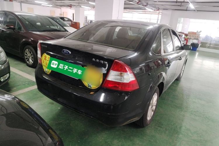 Used Ford Focus 2013 Sedan Classic 1.8L Automatic Base Model Rear Right 45 Deg