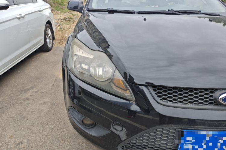 Used Ford Focus 2013 Hatchback Classic 1.8L Manual Base Model Right Front Headlight