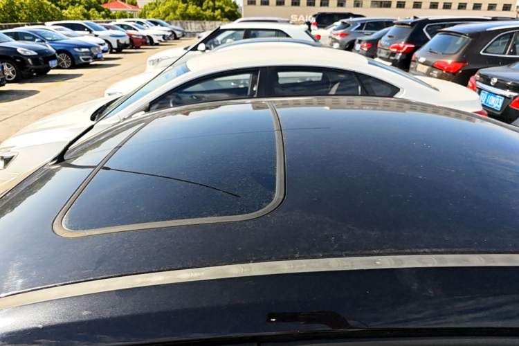 Used Ford Focus 2013 Sedan Classic 1.8L Automatic Fashion Edition Roof