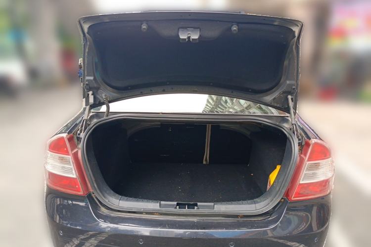 Used Ford Focus 2013 Sedan Classic 1.8L Manual Base Model Trunk
