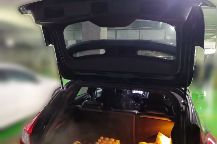 Used Ford Focus 2013 2.0T ST Standard Edition Trunk