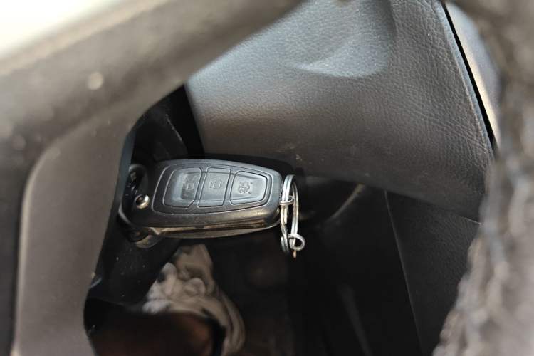Used Ford Focus 2013 Sedan Classic 1.8L Automatic Millionth Anniversary Edition Vehicle Key