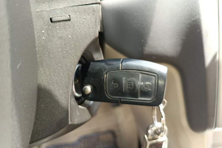 Used Ford Focus 2013 Sedan Classic 1.8L Manual Base Model Vehicle Key