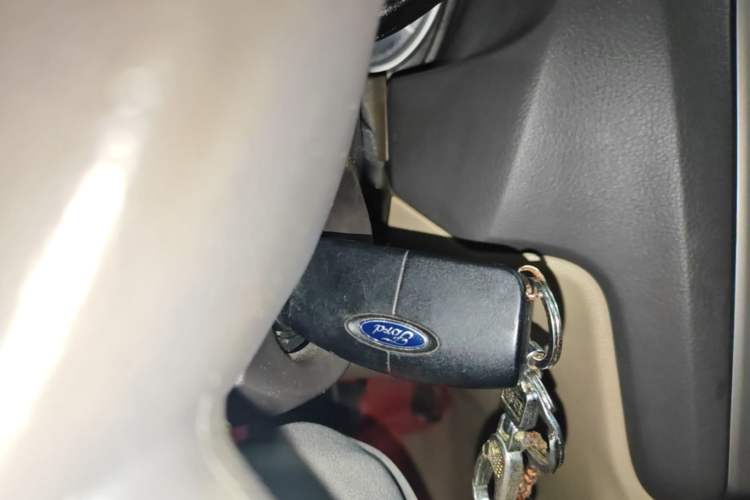Used Ford Focus 2013 Sedan Classic 1.8L Automatic Base Model Vehicle Key