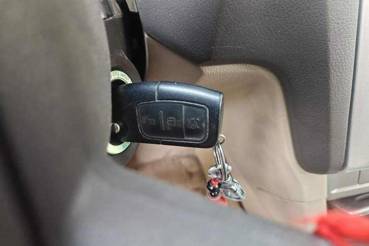 Used Ford Focus 2013 Sedan Classic 1.8L Manual Base Model Vehicle Key