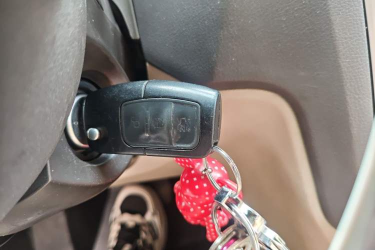 Used Ford Focus 2013 Sedan Classic 1.8L Automatic Fashion Edition Vehicle Key