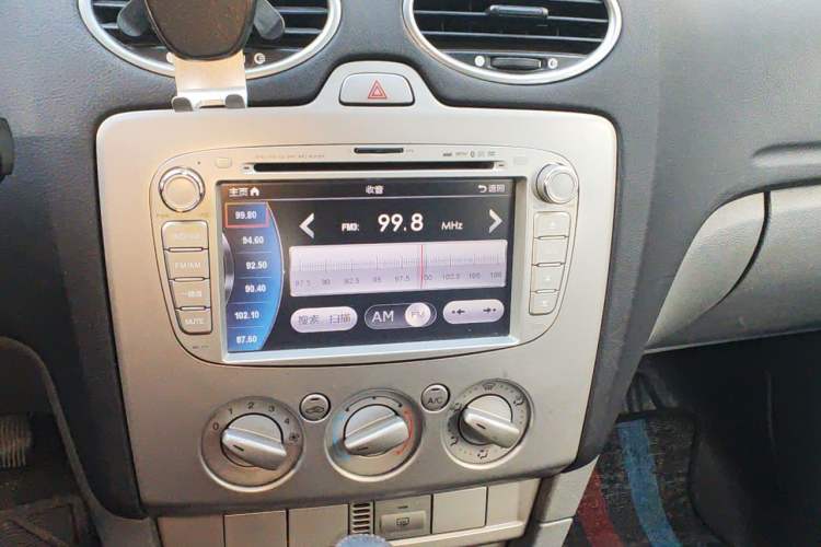 Used Ford Focus 2013 Hatchback Classic 1.8L Automatic Base Model Audio And AC Panel