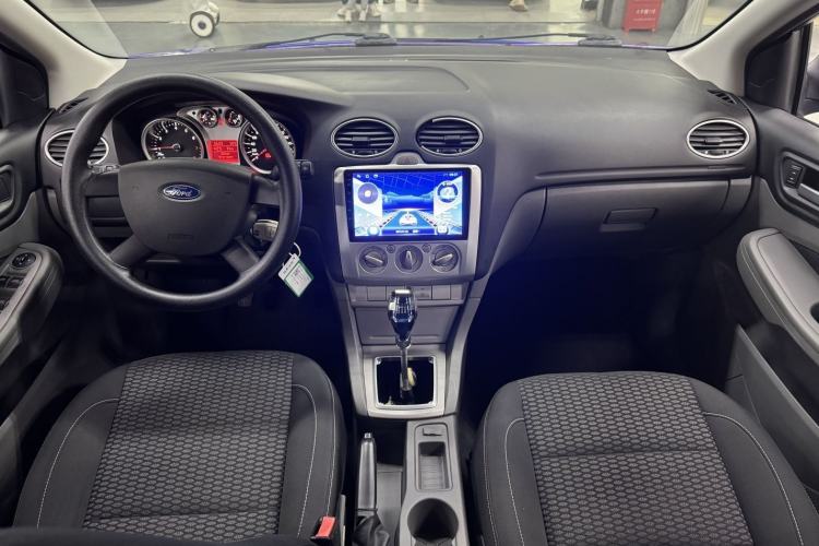 Used Ford Focus 2013 Hatchback Classic 1.8L Manual Base Model Audio And AC Panel