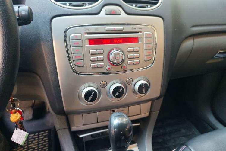Used Ford Focus 2013 Hatchback Classic 1.8L Automatic Base Model Audio And AC Panel