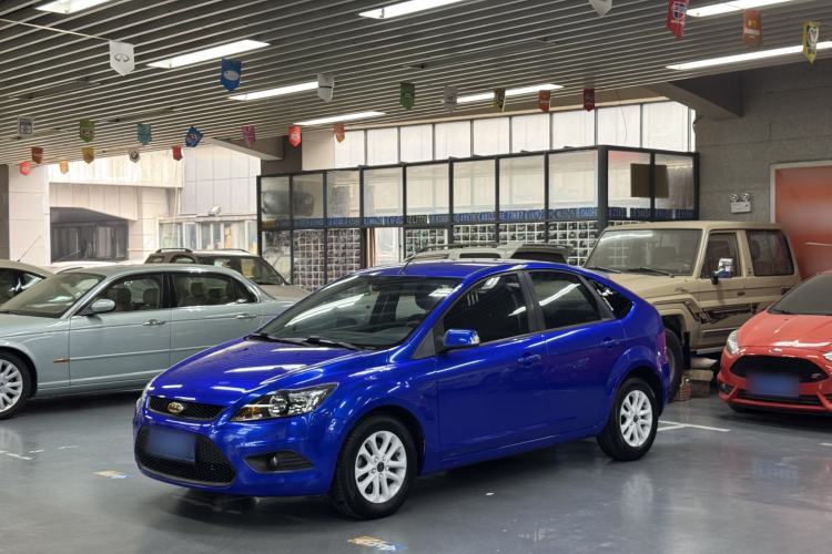 Used Ford Focus 2013 Hatchback Classic 1.8L Manual Base Model Guazi used car, China used car export, Used car for sale, Used  cars, Cheapest cars for sale