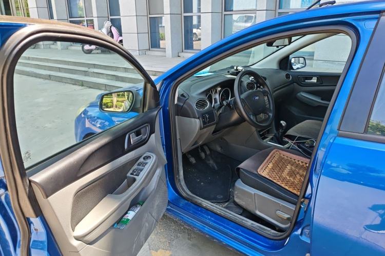 Used Ford Focus 2013 Hatchback Classic 1.8L Manual Base Model Driver Seat