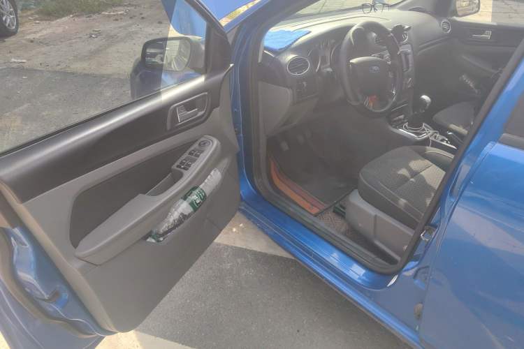 Used Ford Focus 2013 Hatchback Classic 1.8L Manual Base Model Driver Seat