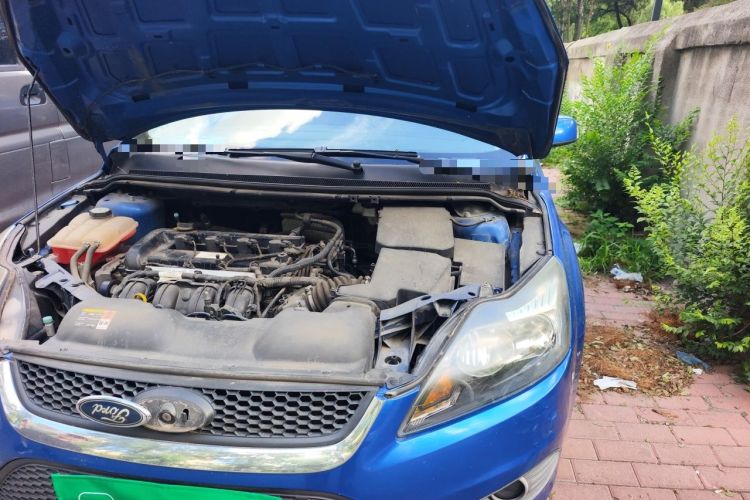 Used Ford Focus 2013 Hatchback Classic 1.8L Automatic Base Model Engine Bay Left