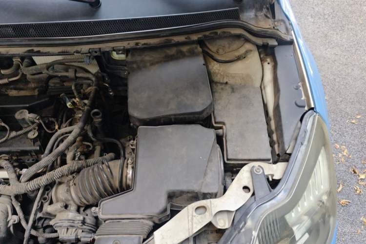 Used Ford Focus 2013 Hatchback Classic 1.8L Automatic Base Model Engine Bay Left