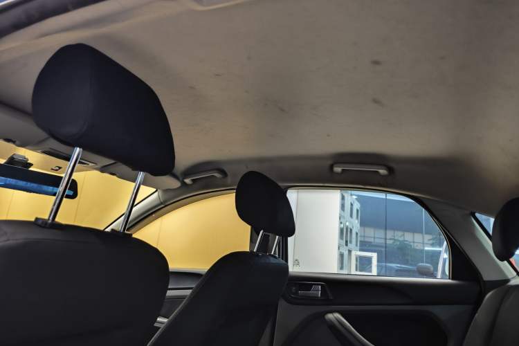 Used Ford Focus 2013 Hatchback Classic 1.8L Automatic Base Model Headliner