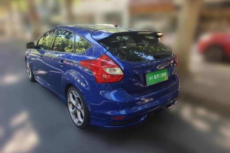 Used Ford Focus 2013 2.0T ST Standard Edition Rear Left 45 Deg