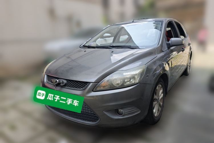 Używany Ford Focus 2013 Hatchback Classic 1.8L Automatic Base Model Guazi used car, China used car export, Used car for sale, Used cars, Cheapest cars for sale