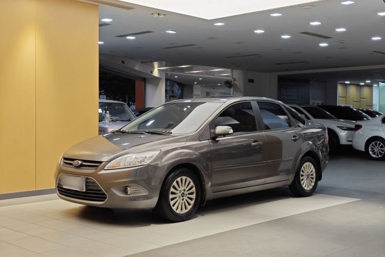 Used Ford Focus 2013 Sedan Classic 1.8L Manual Fashion Edition Guazi used car, China used car export, Used car for sale, Used cars, Cheapest cars for sale