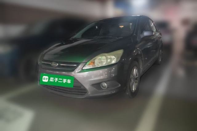 Used Ford Focus 2013 Sedan Classic 1.8L Manual Base Model