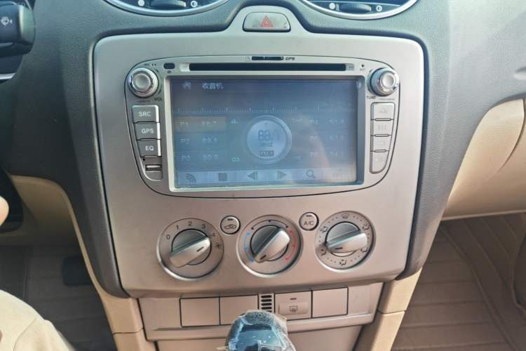 Used Ford Focus 2013 Sedan Classic 1.8L Automatic Base Model Audio And AC Panel