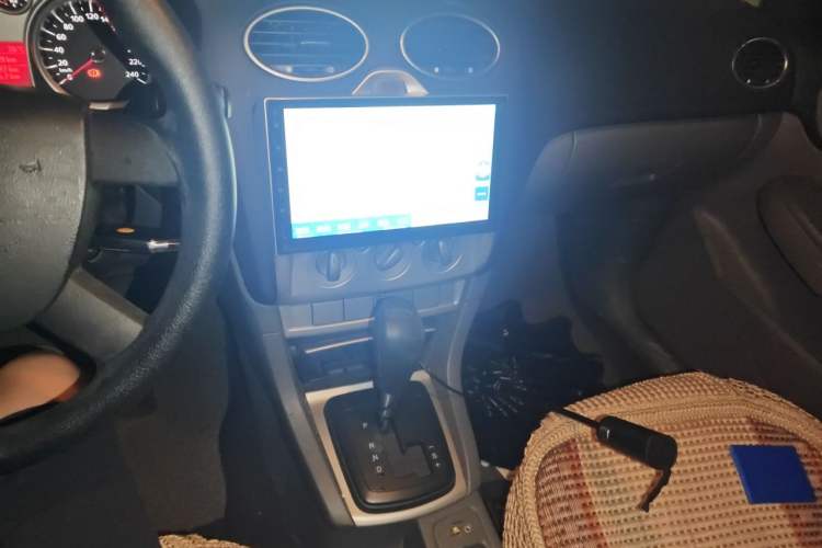 Used Ford Focus 2013 Hatchback Classic 1.8L Automatic Base Model Audio And AC Panel