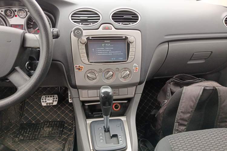 Used Ford Focus 2013 Hatchback Classic 1.8L Automatic Base Model Audio And AC Panel