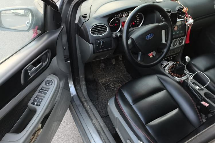 Used Ford Focus 2013 Hatchback Classic 1.8L Manual Base Model Driver Seat