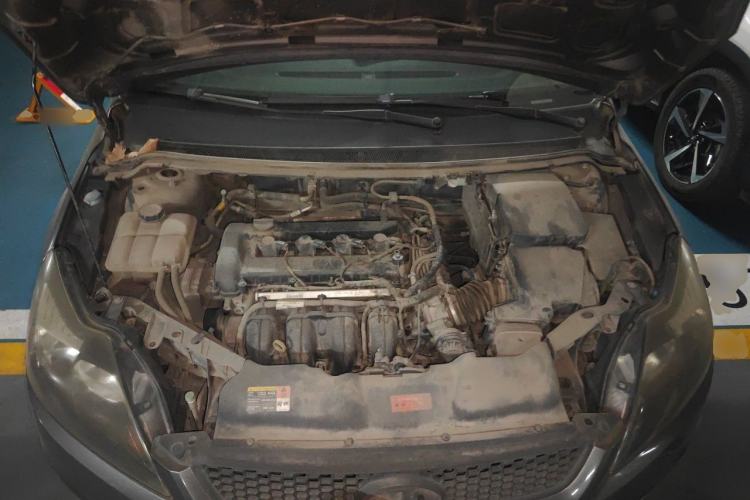 Used Ford Focus 2013 Hatchback Classic 1.8L Manual Base Model Engine Bay