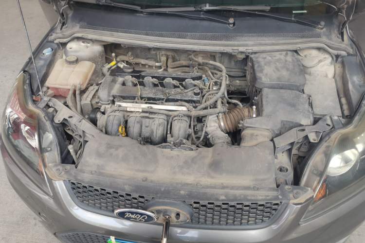 Used Ford Focus 2013 Hatchback Classic 1.8L Manual Base Model Engine Bay