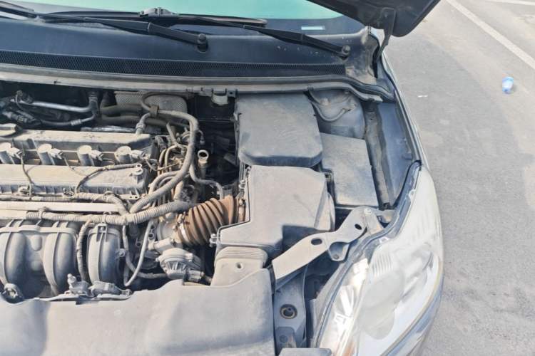 Used Ford Focus 2013 Sedan Classic 1.8L Automatic Base Model Engine Bay Left