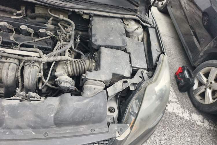 Used Ford Focus 2013 Hatchback Classic 1.8L Automatic Millionth Anniversary Edition Engine Bay Left