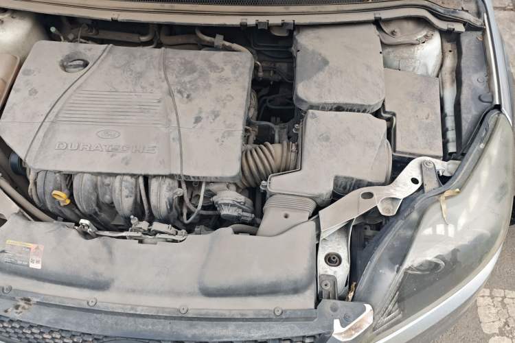Used Ford Focus 2013 Hatchback Classic 1.8L Manual Base Model Engine Bay Left