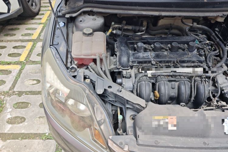 Used Ford Focus 2013 Hatchback Classic 1.8L Automatic Base Model Engine Bay Right