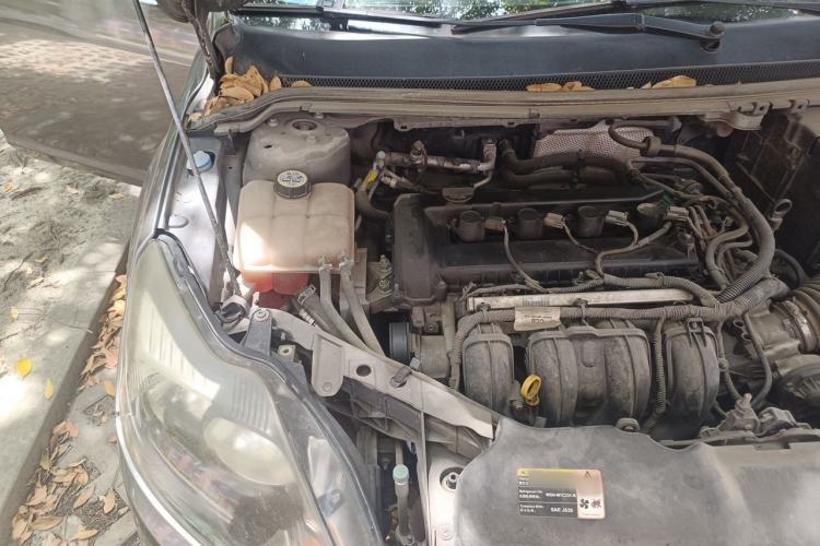 Used Ford Focus 2013 Hatchback Classic 1.8L Automatic Base Model Engine Bay Right