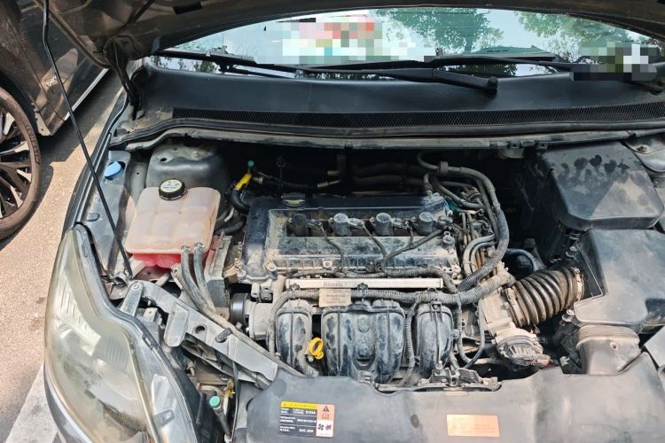 Used Ford Focus 2013 Hatchback Classic 1.8L Manual Base Model Engine Bay Right