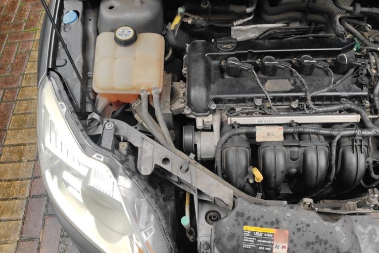 Used Ford Focus 2013 Sedan Classic 1.8L Automatic Base Model Engine Bay Right