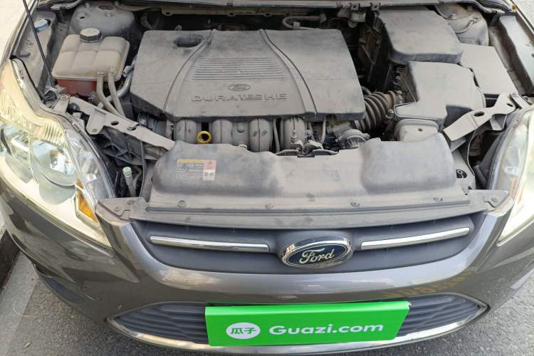 Used Ford Focus 2013 Sedan Classic 1.8L Manual Fashion Edition Engine Bay