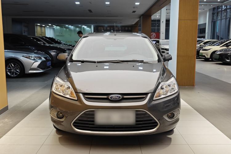 Used Ford Focus 2013 Sedan Classic 1.8L Manual Fashion Edition Exterior 12